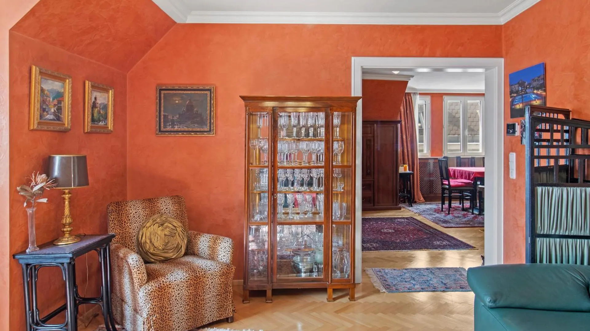 110 M2 Cathedral View Penthouse Apartment ウィーン
