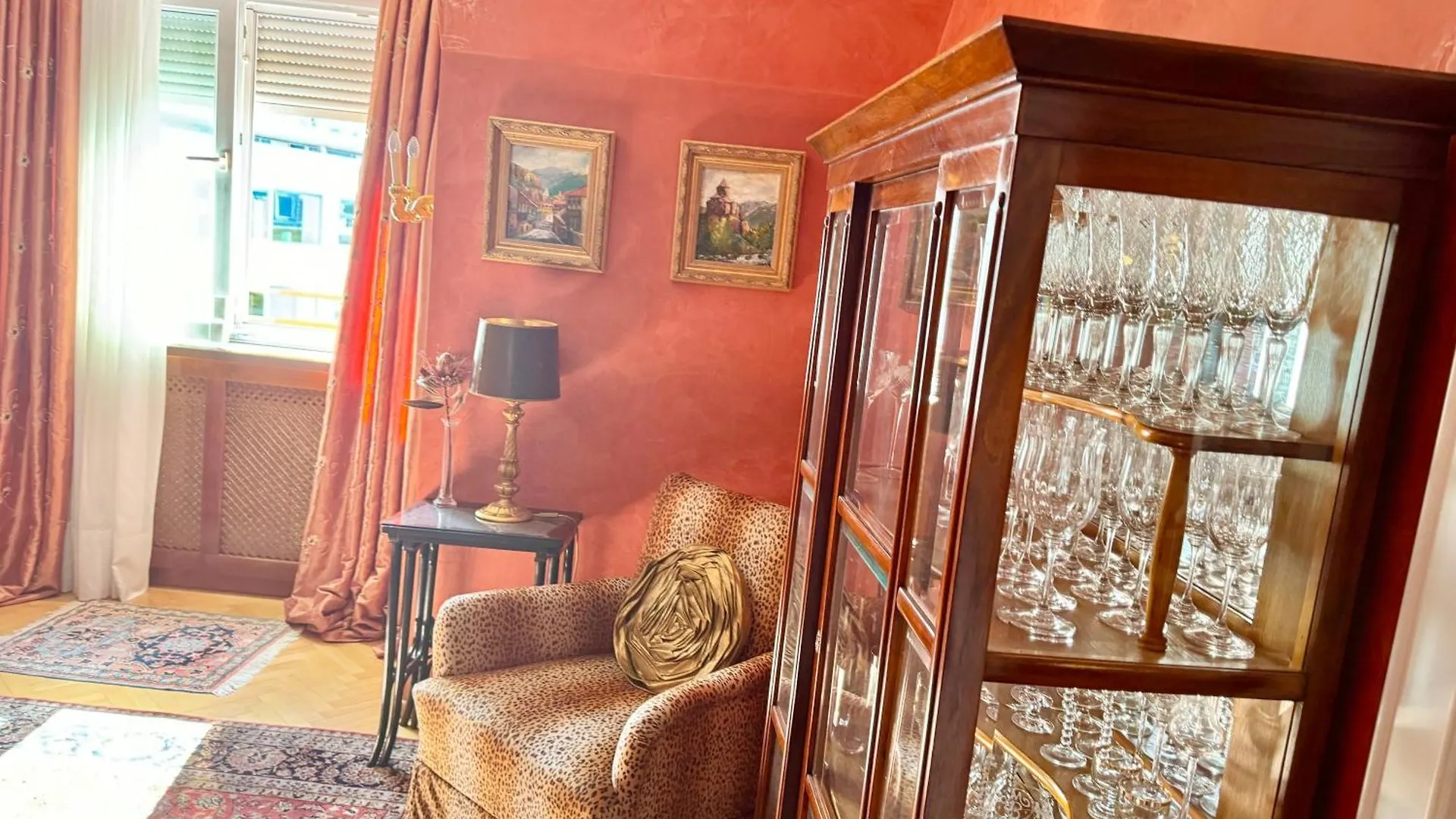 110 M2 Cathedral View Penthouse Apartment ウィーン